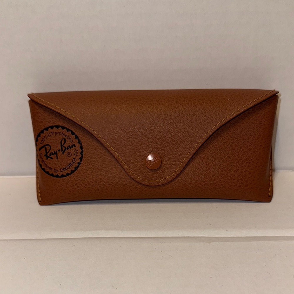 Ray-Ban case